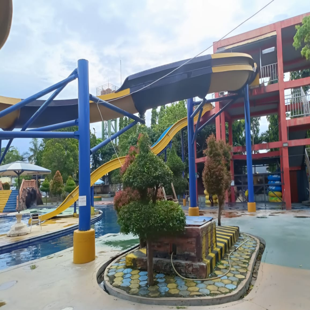 Krakatau Waterworld - 10