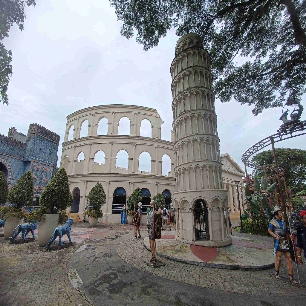 Citra Raya World Of Wonders Theme Park - 18